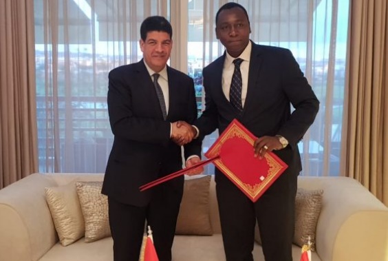 Le Maroc et le Burkina Faso signent une convention de coopération pour le développement des énergies renouvelables Le Maroc et le Burkina Faso signent une convention de coopération pour le développement des énergies renouvelables