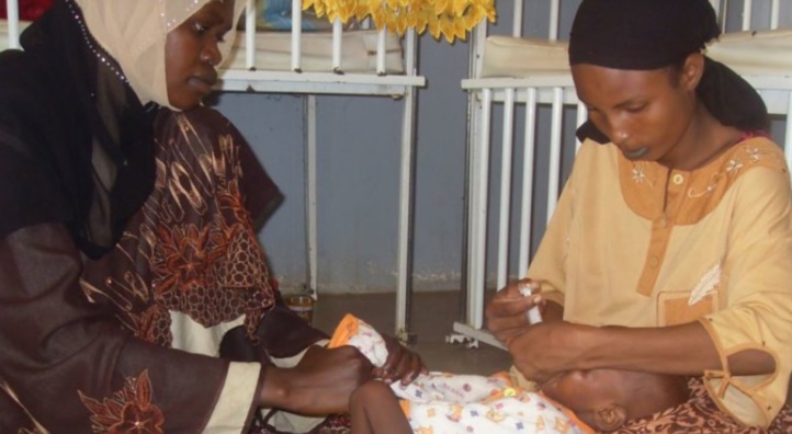Le gavage des enfants, tradition à risques du nord du Cameroun