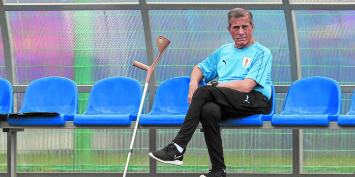 La béquille, les vieilles dames et l'héritage du bâtisseur Tabarez La béquille, les vieilles dames et l'héritage du bâtisseur Tabarez