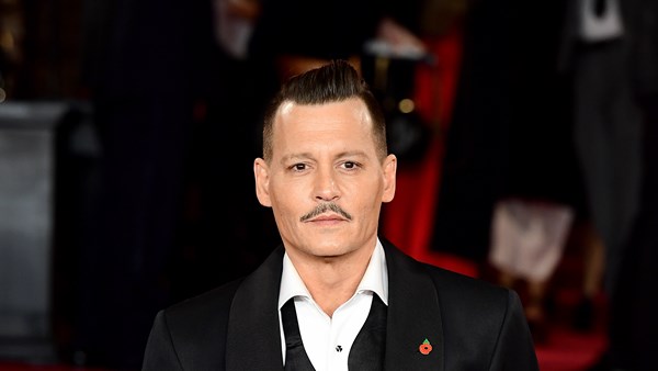 Johnny Depp met fin à une plainte de 25 millions de dollars contre ses ex-managers