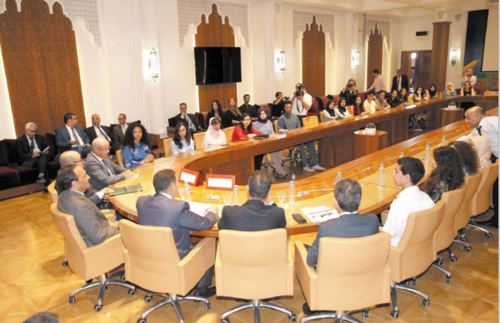 La Chambre des représentants rend hommage aux meilleurs bacheliers La Chambre des représentants rend hommage aux meilleurs bacheliers
