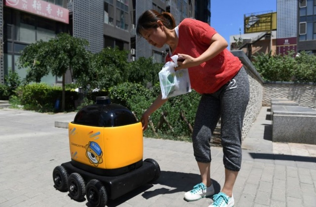 Le robot livreur débarque en Chine Le robot livreur débarque en Chine