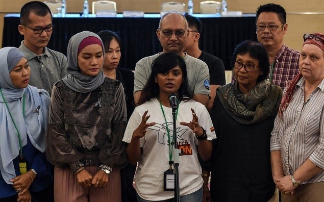 Vol MH370 : Colère de proches de victimes après un rapport jugé décevant Vol MH370 : Colère de proches de victimes après un rapport jugé décevant