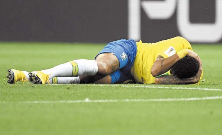 L’aveu de Neymar : Parfois c'est vrai que j'exagère L’aveu de Neymar : Parfois c'est vrai que j'exagère
