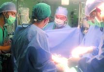 CHU Hassan II de Fès : Greffe d’un poignet et d’une jambe sectionnés CHU Hassan II de Fès : Greffe d’un poignet et d’une jambe sectionnés