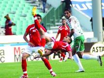 Le hooliganisme gâche la fête de l'inauguration du stade El Asri : Le Raja se contente du strict minimum