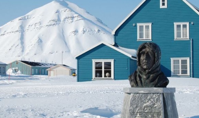 Cent ans après son départ, le trois-mâts d'un explorateur regagne la Norvège Cent ans après son départ, le trois-mâts d'un explorateur regagne la Norvège