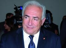 Dominique Strauss Kahn devant la presse en marge du forum d'Agadir : La situation politique au Maghreb ralentit sa croissance Dominique Strauss Kahn devant la presse en marge du forum d'Agadir : La situation politique au Maghreb ralentit sa croissance