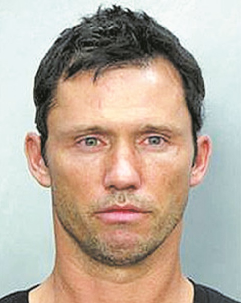 Quand les stars se font tirer le portrait en prison ! Jeffrey Donovan Quand les stars se font tirer le portrait en prison ! Jeffrey Donovan