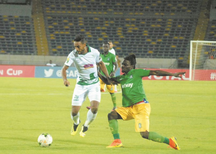 Coupe de la CAF : Le Raja cartonne de nouveau et la RSB assure le strict minimum Coupe de la CAF : Le Raja cartonne de nouveau et la RSB assure le strict minimum
