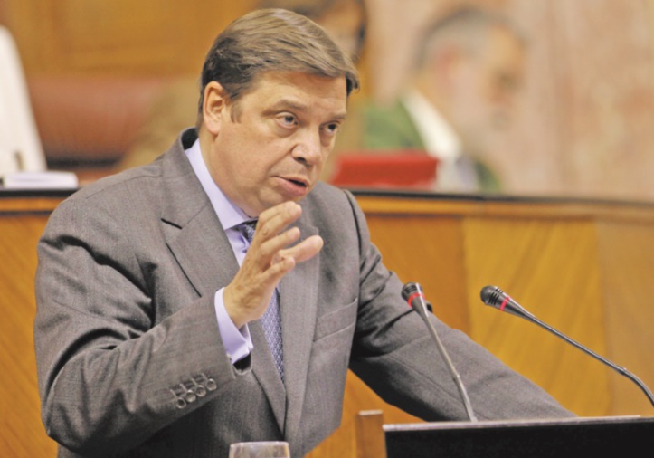 Luis Planas : L'accord de pêche Maroc-UE est vital pour la flotte espagnole Luis Planas : L'accord de pêche Maroc-UE est vital pour la flotte espagnole