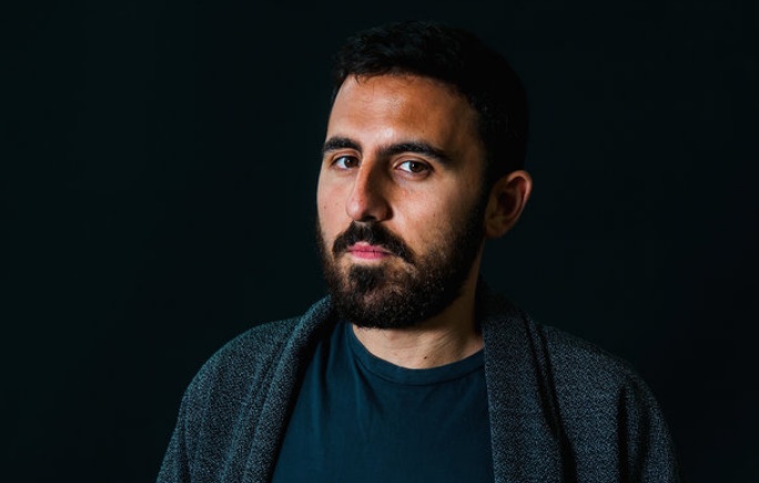 L'écrivain anglo-égyptien Omar Robert Hamilton, lauréat du Prix de la littérature arabe 2018 L'écrivain anglo-égyptien Omar Robert Hamilton, lauréat du Prix de la littérature arabe 2018