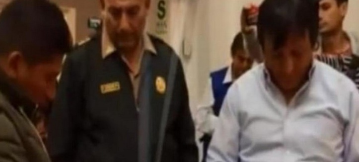 Insolite : Elu à pile ou face Insolite : Elu à pile ou face