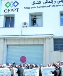 La menace de grève plane encore sur l’Office : Port de brassard à l’OFPPT La menace de grève plane encore sur l’Office : Port de brassard à l’OFPPT
