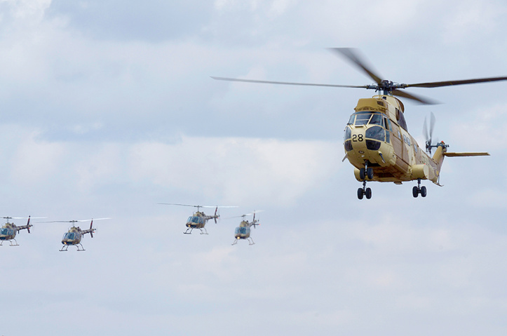Des shows  aériens en  clôture du  Marrakech  Air Show