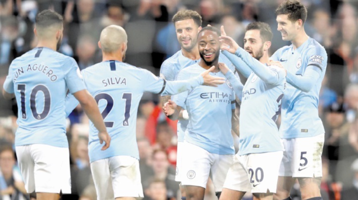 Premier League : Manchester City à pleine vitesse, Chelsea s'accroche