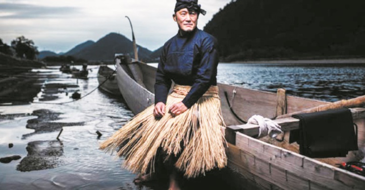 Maître-cormoran, un métier millénaire jalousement préservé par le Japon