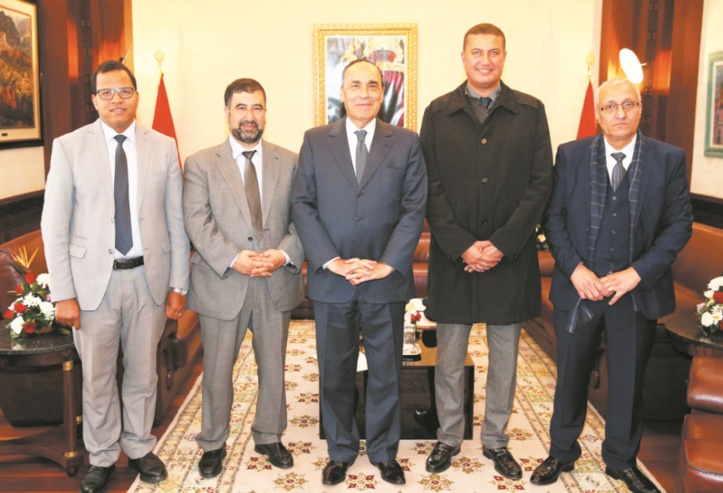Habib El Malki reçoit les membres de la commission des pétitions à la Chambre des représentants Habib El Malki reçoit les membres de la commission des pétitions à la Chambre des représentants