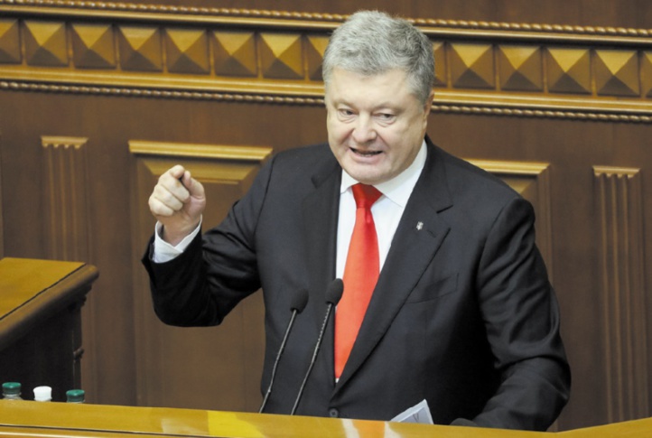 Le président ukrainien évoque la "menace d'une guerre totale" avec Moscou Le président ukrainien évoque la "menace d'une guerre totale" avec Moscou