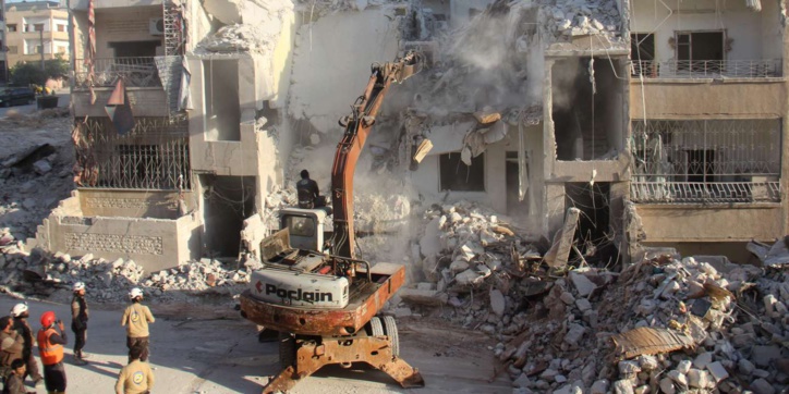 Washington accuse Moscou d'avoir aidé à mettre en scène une attaque chimique en Syrie Washington accuse Moscou d'avoir aidé à mettre en scène une attaque chimique en Syrie