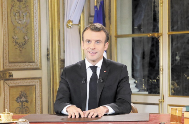 Les nouvelles concessions de Macron peinent à convaincre