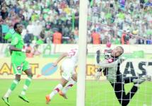 Le derby casablancais a débouché sur un nul : Une journée sous le signe du statu quo Le derby casablancais a débouché sur un nul : Une journée sous le signe du statu quo
