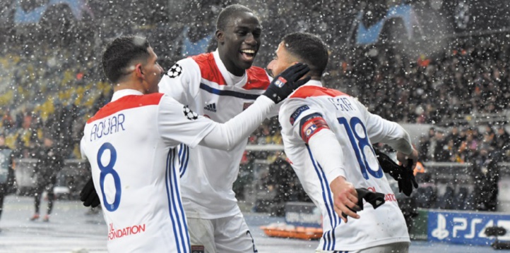 Lyon s'empare du dernier ticket des huitièmes de la Ligue des champions Lyon s'empare du dernier ticket des huitièmes de la Ligue des champions