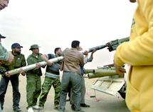 Libye: le front à Misrata se déplace au port après un bombardement meurtrier Libye: le front à Misrata se déplace au port après un bombardement meurtrier