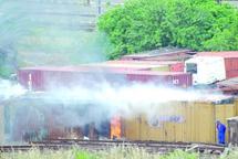Gare Casa-Voyageurs : Incendie de deux conteneurs Gare Casa-Voyageurs : Incendie de deux conteneurs