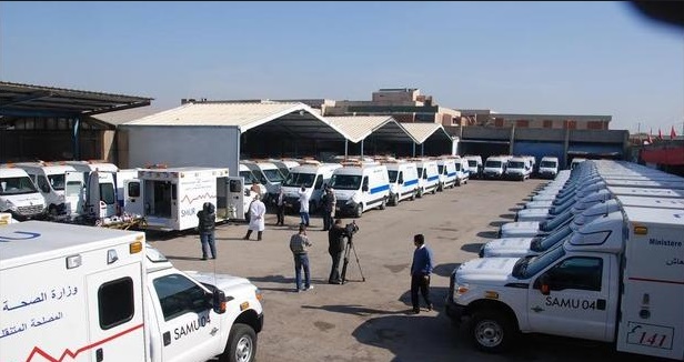 22 ambulances équipées remises à des hôpitaux et à la Protection civile