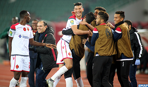 Carton plein pour le WAC Carton plein pour le WAC