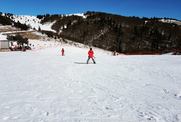 Le développement du tourisme de ski et de montagne en débat Le développement du tourisme de ski et de montagne en débat