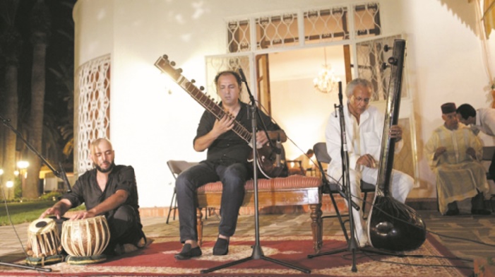 Karim Qamari : Faire corps avec les cordes Karim Qamari : Faire corps avec les cordes