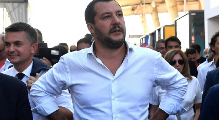 Matteo Salvini demande que les ports demeurent fermés aux migrants Matteo Salvini demande que les ports demeurent fermés aux migrants