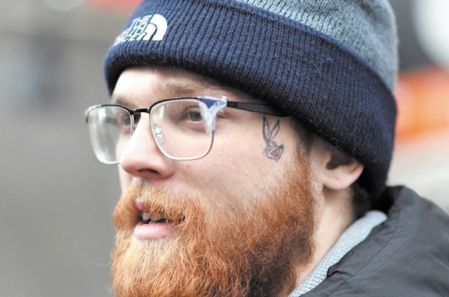 Le tatouage sur le visage, autrefois une rareté, aujourd'hui une mode Le tatouage sur le visage, autrefois une rareté, aujourd'hui une mode