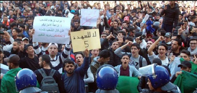 Une dizaine de journalistes arrêtés à Alger