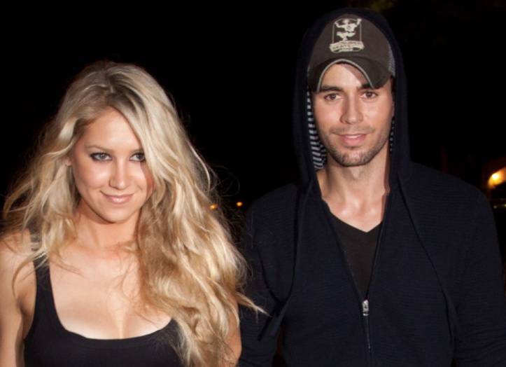 Enrique Iglesias et Anna Kournikova ont enfin payé leurs ouvriers