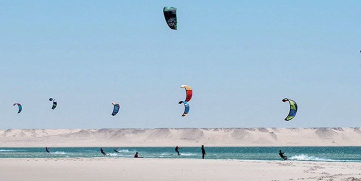 Le Maroc remporte la 1ère édition du Championnat d'Afrique de kitesurf à Dakhla