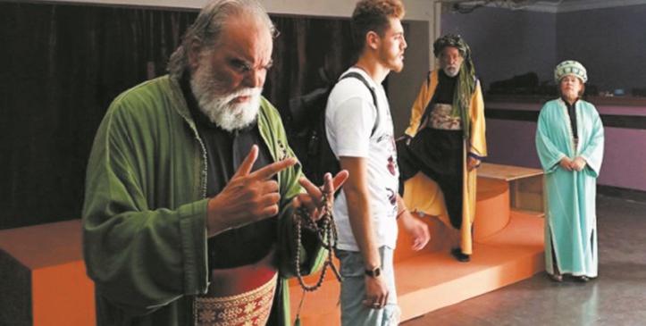 La Troupe Masrah Annas à la rencontre des Marocains de France