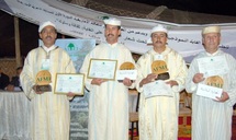 Sous le thème "La protection de la forêt: culture et comportement" : Concours de poésie amazighe dans la cédraie de Michlifen