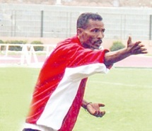 Entretien avec Mohamed Kerbid, l’entraîneur des cadets du Hassania Entretien avec Mohamed Kerbid, l’entraîneur des cadets du Hassania