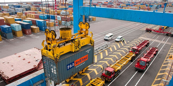 Le poids des contraintes étrangle les exportations marocaines Le poids des contraintes étrangle les exportations marocaines