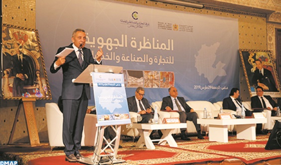Le commerce, un secteur économique vital Le commerce, un secteur économique vital