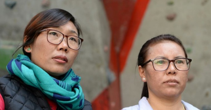 Deux veuves népalaises à l'assaut de l'Everest tueur