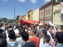 Déçus d’attendre l’octroi de magasins promis par les autorités : Les marchands ambulants en marches quotidiennes depuis lundi Déçus d’attendre l’octroi de magasins promis par les autorités : Les marchands ambulants en marches quotidiennes depuis lundi