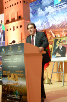 Abdelkrim Benatiq :Vous êtes un capital essentiel, nécessaire voire crucial capable de proposer un certain nombre de réponses à plusieurs défis à venir Abdelkrim Benatiq :Vous êtes un capital essentiel, nécessaire voire crucial capable de proposer un certain nombre de réponses à plusieurs défis à venir