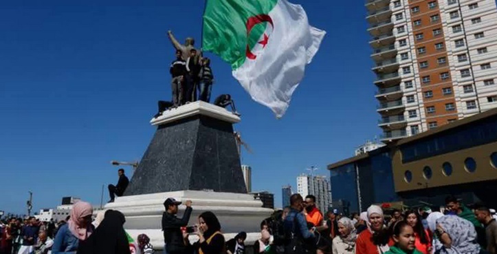 Après les magistrats, des maires refusent d'organiser la présidentielle en Algérie Après les magistrats, des maires refusent d'organiser la présidentielle en Algérie
