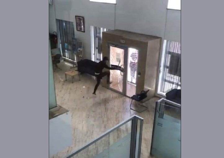 Braquages en série : Les banques visées par des bandits en herbe et d’autres professionnels Braquages en série : Les banques visées par des bandits en herbe et d’autres professionnels