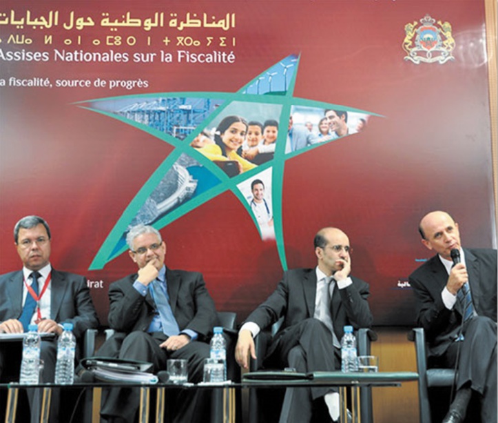 La fiscalité doit se mettre au service de la croissance, de l'emploi et de l'équité sociale La fiscalité doit se mettre au service de la croissance, de l'emploi et de l'équité sociale