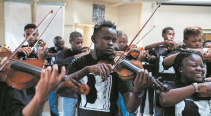 Quand les virtuoses de Soweto jouent la “musique des Blancs” Quand les virtuoses de Soweto jouent la “musique des Blancs”
